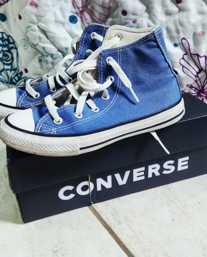 Vendo All Star original, pouco usado, tamanho 30