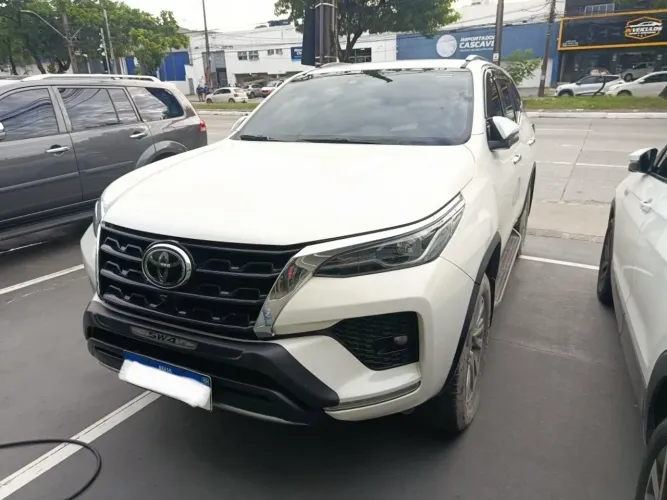 Toyota Hilux SW4 SRX 4X4 2.8 TDI 16V Dies. Aut. 2022