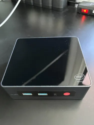  PC Intel  Mini com Monitor LG