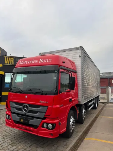 Atego 2426 2012 com apenas 333 mil km 