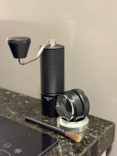Moedor Manual Timemore C3 Ajustável Para Café Em Alumínio Preto