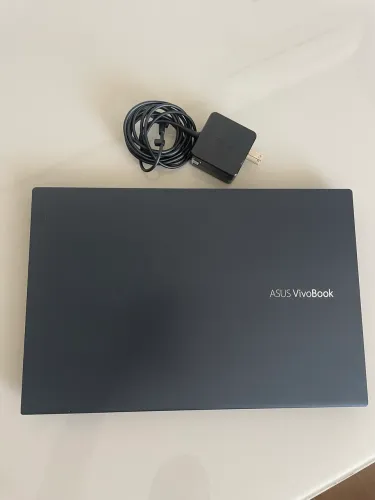 Vendo notebook Notebook ASUS VivoBook 14 - Ryzen 5, 8 GB RAM e SSD