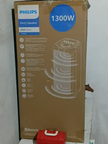 Vendo caixa de som nova lacrada na garantia 