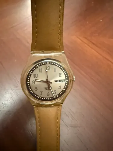Relógio Swatch Croissant Chaud (GE700) 