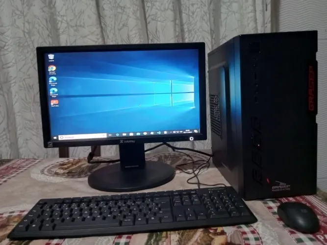 Computador Core i3 3.50GHz - 4.00 GB RAM