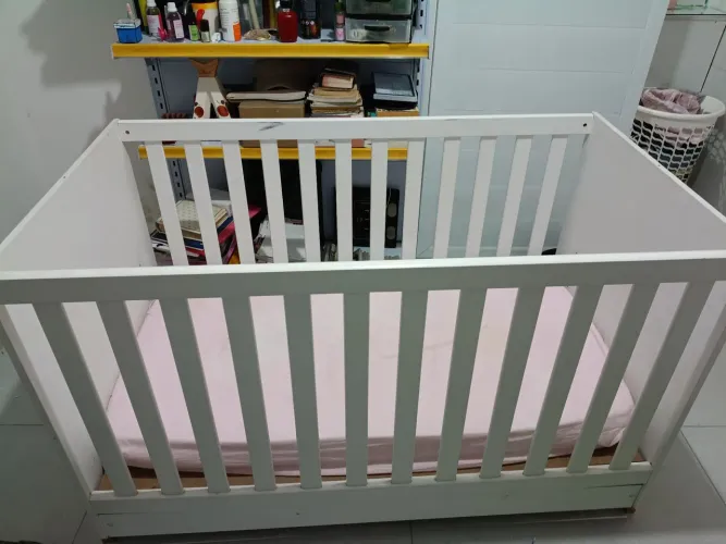 Berço disponível para vender