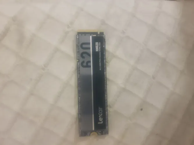 Ssd 1T lexar 620