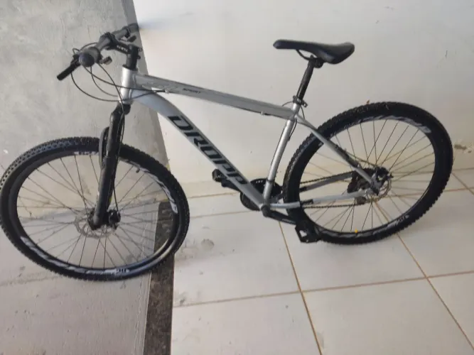 Bicicleta aro 29 aro alumínio, usada duas vezes R$800,00