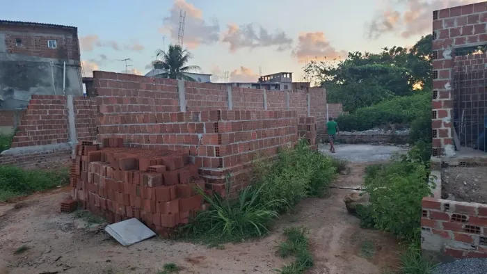 TERRENO EM PRAZERES NA AVENIDA PRINCIPAL , na frente do atacadão