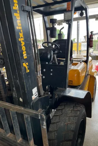 Empilhadeira Diesel Off Road MX25