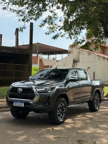 Toyota Hilux CD SRX 4X4 2.8 TDI 16V Diesel Aut. 2021