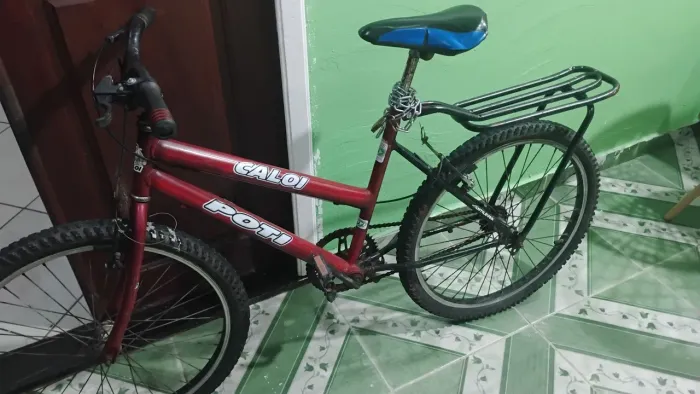 Bicicleta Caloi com garupa
