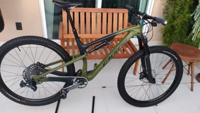 Bicicleta Oggi Cattura Pro T-20 MUITO NOVA 2023
