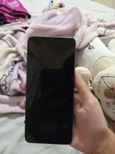 Xiaomi Redmi A3 na cor verde, usado, bom para trabalho