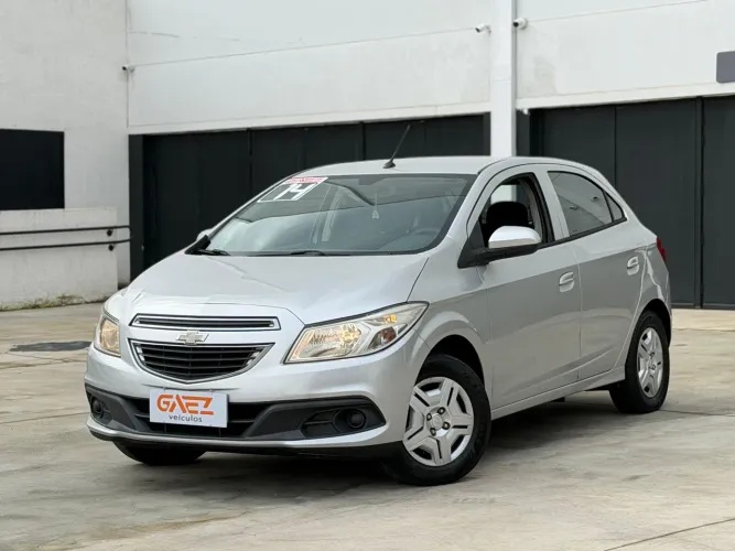 Chevrolet Onix Hatch LT 1.0 8V Flex Mec. 4P 2014
