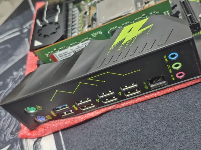 Kit Xeon 2667 V4 - 16 Ram - Mr9A Pro