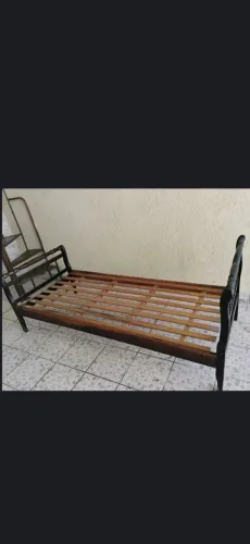 Cama solteiro madeira