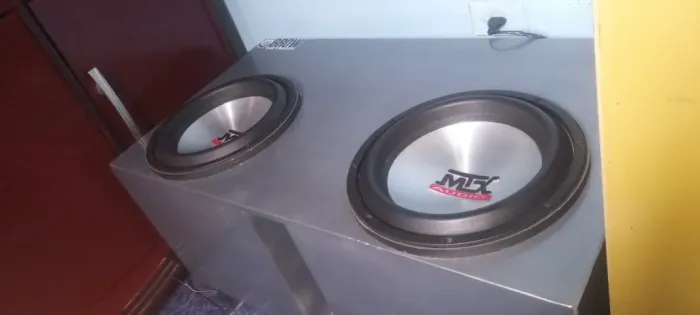 caixa para 2 subwoofer de 12