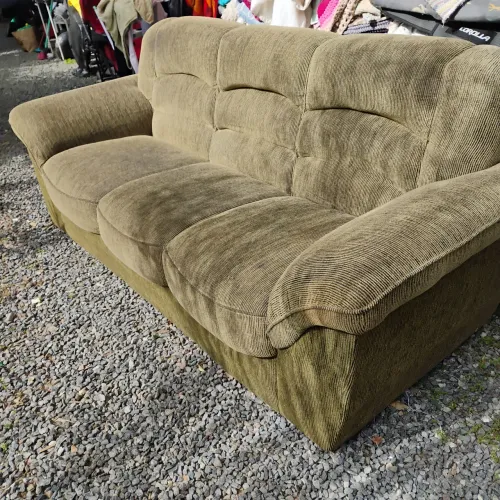 Sofa 3 lugares bom