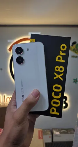 *Poco X8 Pro 5G* 12/512GB Caixa e carregador 25 ciclos 1 mês de uso *R$2199