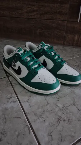 TÊNIS NIKE DUNK LOW - $