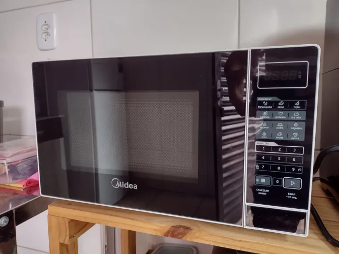 Forno Micro-ondas 20L Branco Midea 127V MRAB21