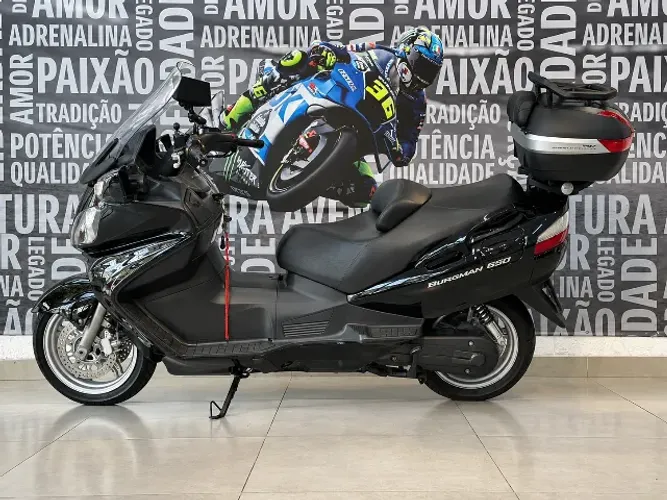 Suzuki Burgman 650 2011/12 - 29.904 km - Baú GIVI V47 + GPS + Câmeras + PPF