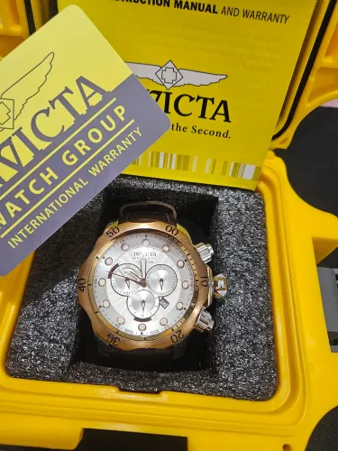 Relogio invicta reserve Swiss Made 100m 52mm
