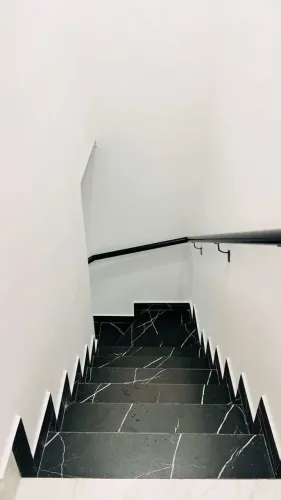 Casa de Condomínio com 2 quartos, Maracanã, Praia Grande - R$ 330 mil, Cod: 720365