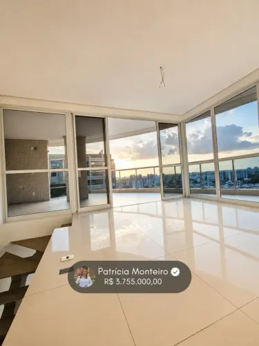 COBERTURA COM 300M2 E JACUZZI NA VARANDA COM CHURRASQUEIRA