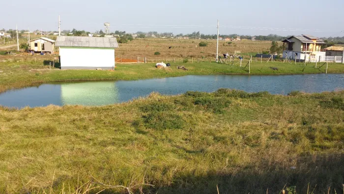 Terreno com Lagoa na Praia do Rincão.