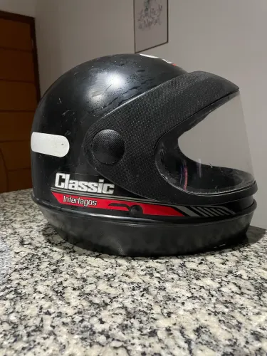 VENDO CAPACETE