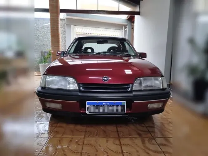 Chevrolet Monza GLS/ Hi-tech 2.0 EFI 2P E 4P (álcool) 1995