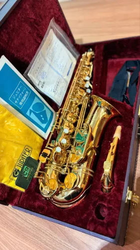 Sax Alto Júpiter Jas-669