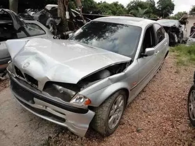 Sucata Bmw 325 2001 Retirada De Peças