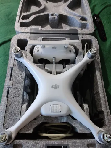 Drone DJI Phantom 4 