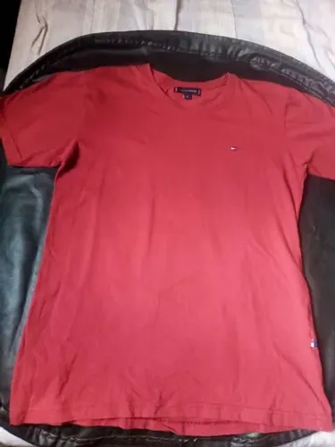 Camiseta Tam M em boas condições Tommy