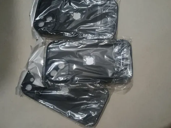 Capinha IPHONE 15 PRETA
