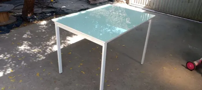 Mesa de vidro ( leia a descrição)