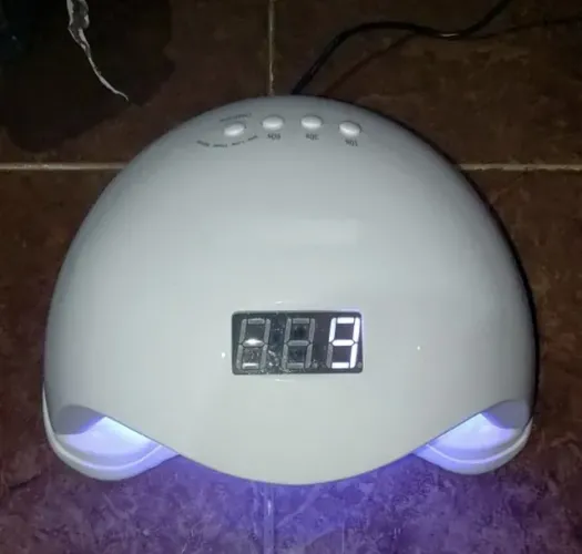 cabine para secar unha manicure