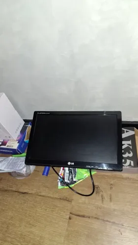 Mulitor computador 