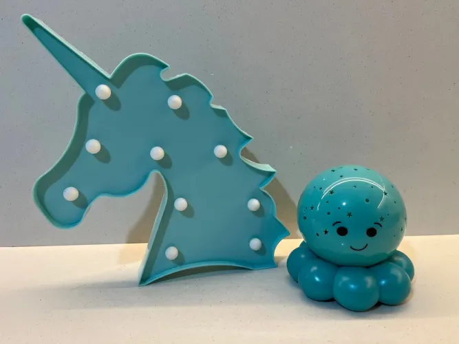 Luminária Unicórnio e Projetor de Estrelas Octopus