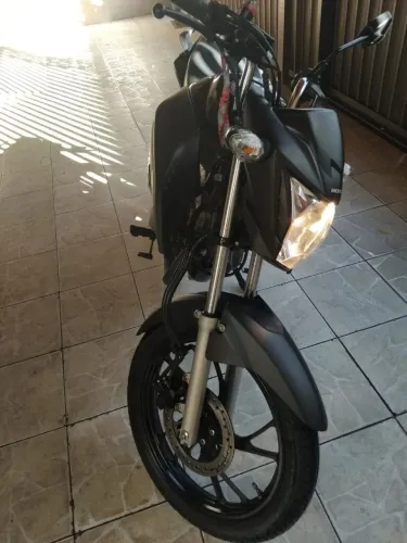 Moto muito nova
