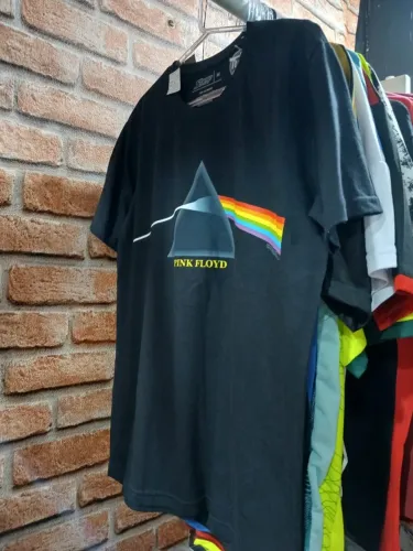 CAMISA BLACK TEMA PINK FLOYD TAMANHO M VALOR 49,99