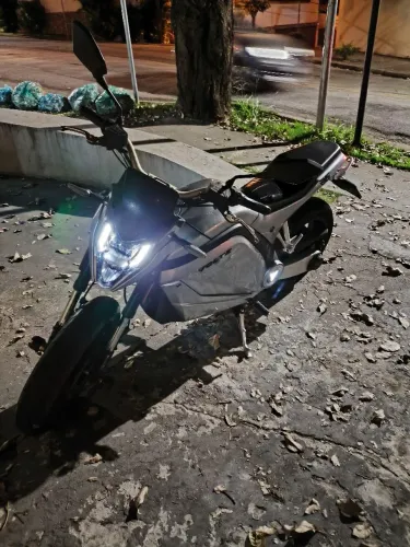 MOTO ELÉTRICA Voltz EVS 2022 - apenas 16.500km