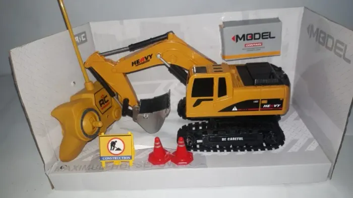 Escavadeira de controle remoto (promoção)