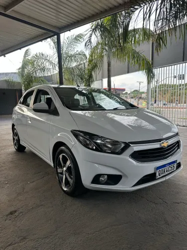 Chevrolet Onix Hatch LTZ 1.4 8V Flex Mec. 4P 2018