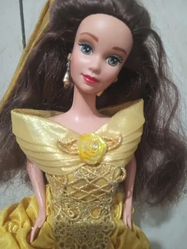 Boneca Barbie Princesa Bela e a Fera Original da Mattel Antiga 