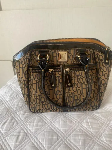 Bolsa original Victo Hugo em perfeito estado
