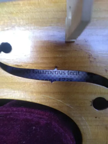 Violino artesanal Joseph guarneriuns 1735